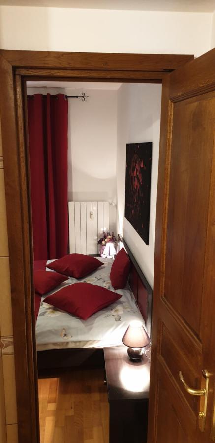 Emma Apartament Sinaia Esterno foto